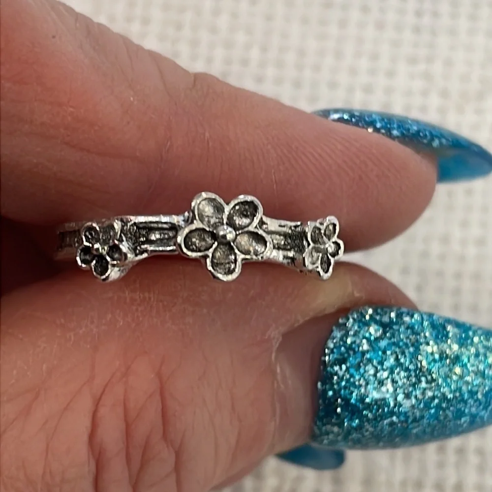 💐5/25 flower simple band silver tone statement ring - Picture 4 of 7